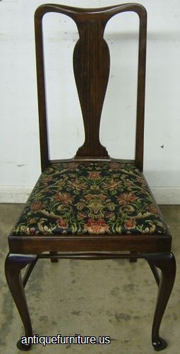 Antique Mahogany Queen Ann Desk Chair