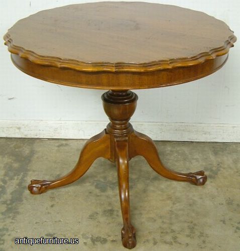 Antique Mahogany Talon Foot Lamp Table