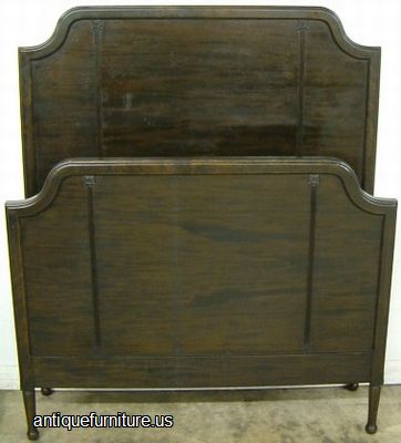 Antique Mahogany Twin Bed