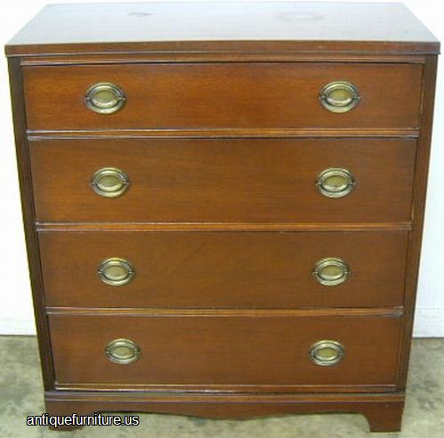 Antique Mahogany Bachelors Chest