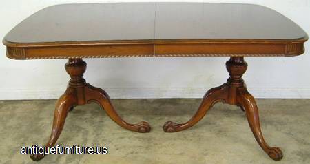 Antique Mahogany Ball And Claw Dining Table