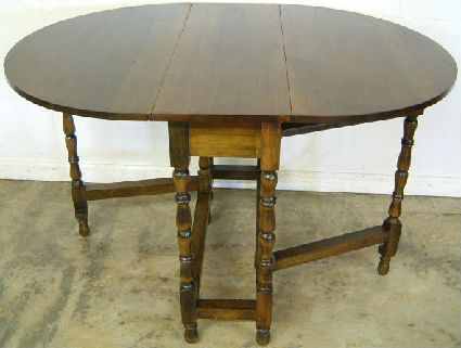 Antique Walnut Gateleg Table