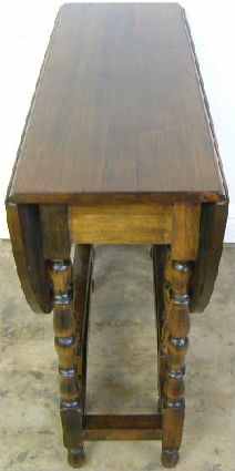 Antique Walnut Gateleg Table