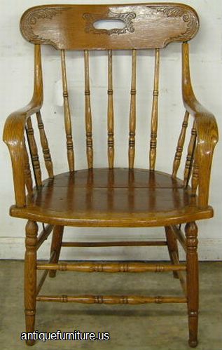 Antique Oak Tavern Chair With Arms