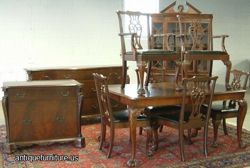 Antique Mahogany 10 Piece Ball And Claw Dining Room Suite