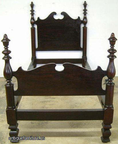 Antique Mahogany Poster Twin Bed