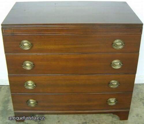 Antique Mahogany Bachelor Chest