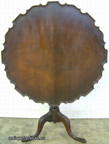 Antique Mahogany Pie Crust Tilt Top Table With Talon Feet