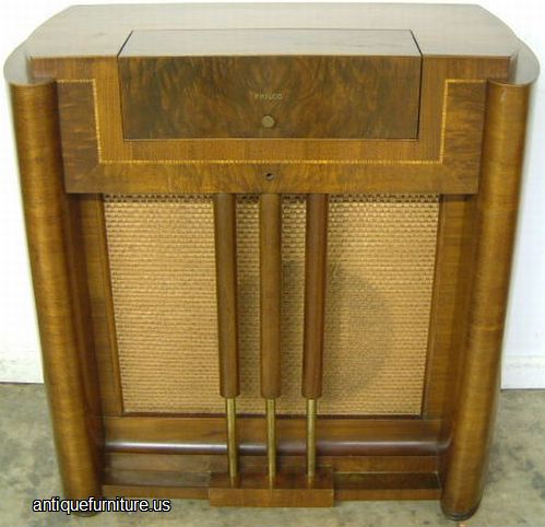 Antique Philco Art Deco Floor Model Radio