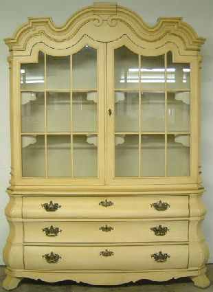 Antique Henredon China Cabinet